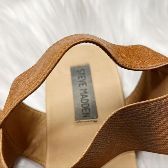 Steve Madden Strappy Flat Sandals Brown and Tan Size 9 - Picture 6 of 6
